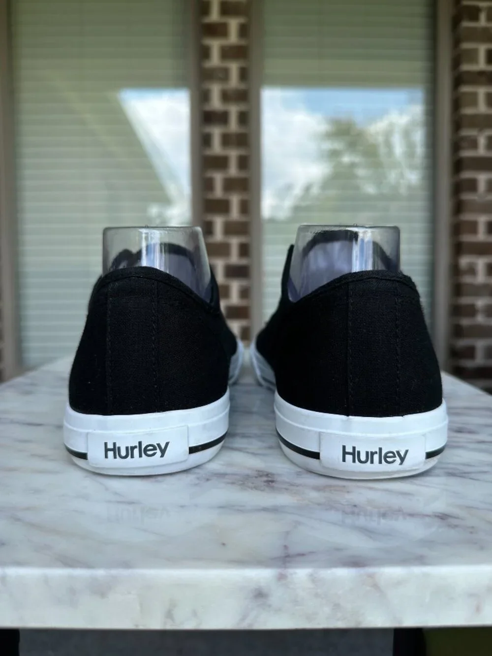 Hurley Chloe Canvas Low Top‎ Slip On Sneakers Black 1676560 Womens Size 9